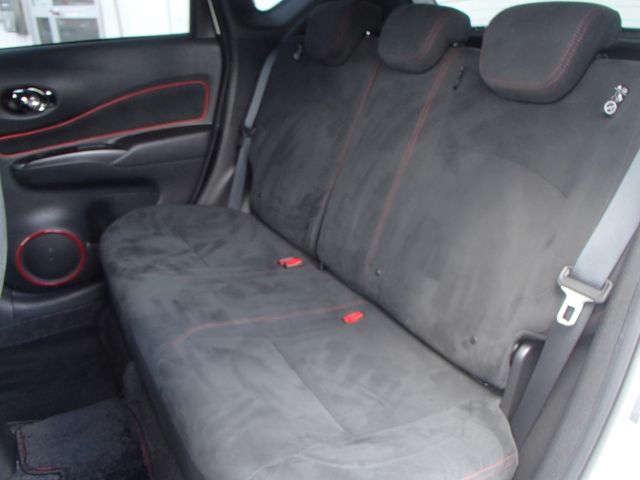 Nissan NOTE 2017-04 12581-10