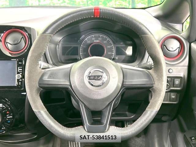 Nissan NOTE 2017-05 212760-11