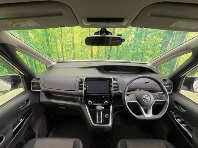 Nissan SERENA 2017-02 15325-1