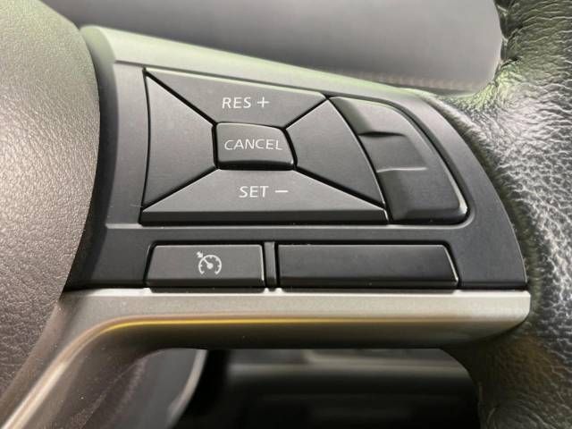 Nissan SERENA 2017-02 15325-4
