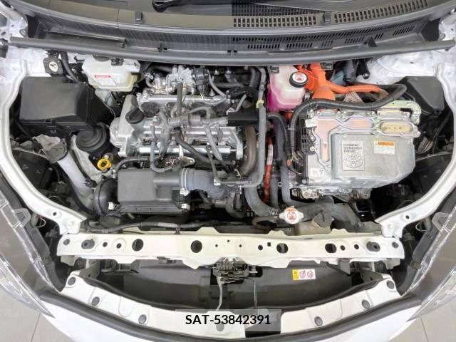 Toyota AQUA 2019-07 389263-18