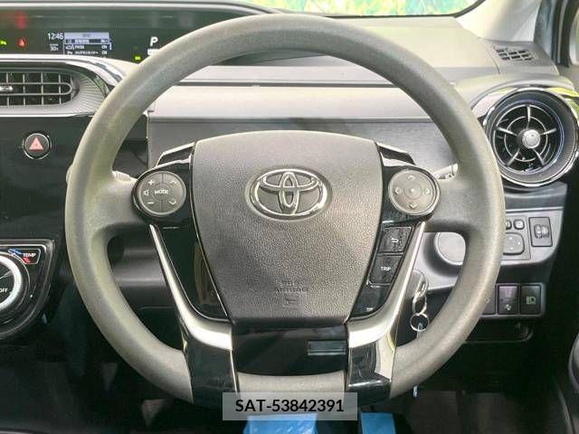 Toyota AQUA 2019-07 389263-11