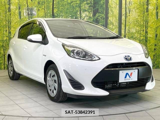 Toyota AQUA 2019-07 389263-16