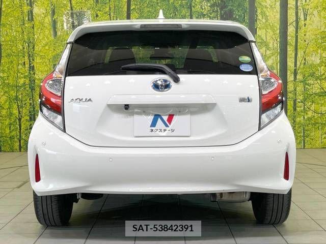 Toyota AQUA 2019-07 389263-15