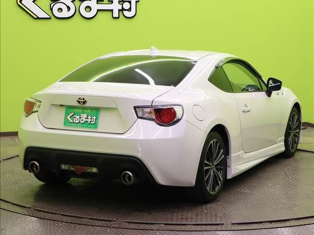 Toyota 86 2015-01 597-1