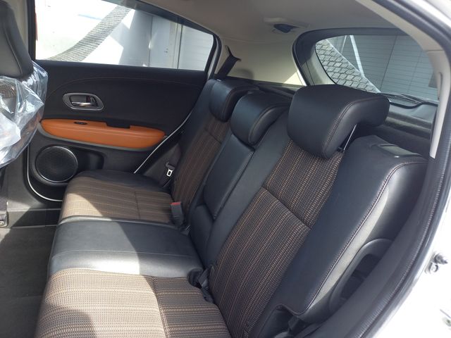 Honda VEZEL 2014-04 511-25