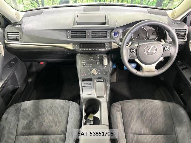 Lexus CT 2014-07 387903-1