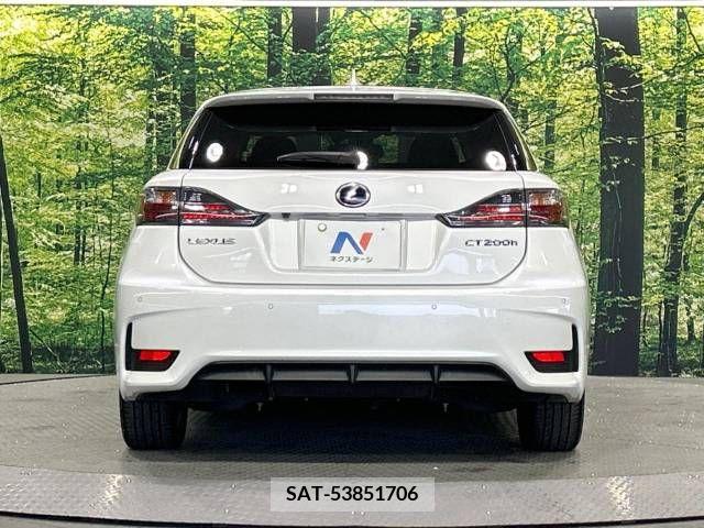 Lexus CT 2014-07 387903-15
