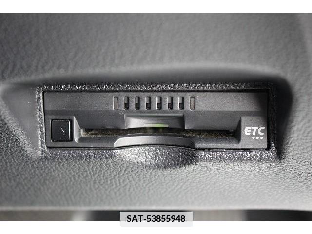 Toyota PRIUS 2019-07 351575-4