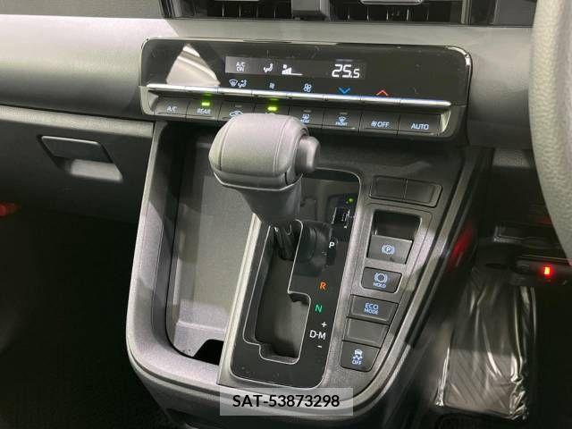 Toyota NOAH 2023-04 228416-19