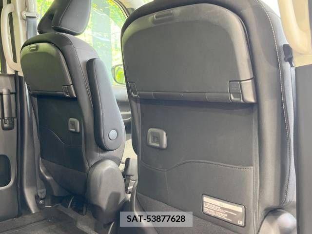 Nissan SERENA 2020-02 332410-7