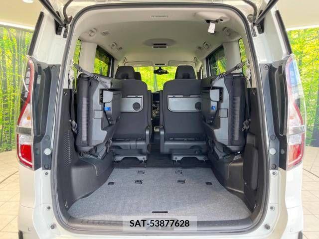 Nissan SERENA 2020-02 332410-11