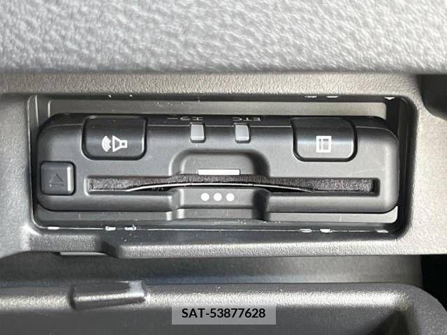 Nissan SERENA 2020-02 332410-6