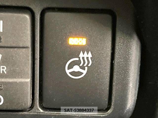 Toyota SIENTA 2019-06 237377-7