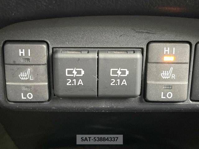 Toyota SIENTA 2019-06 237377-5