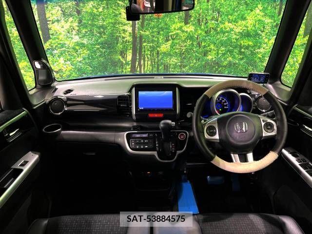 Honda N BOX CUSTOM 2017-02 214881-1