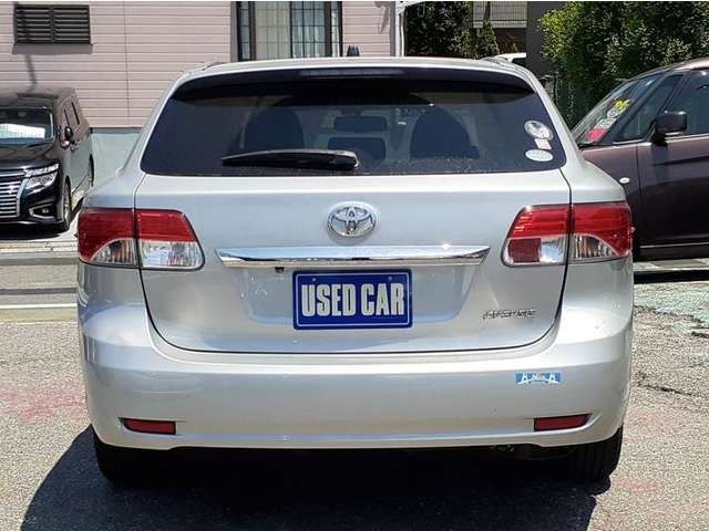 Toyota AVENSIS 2015-07 19275-9