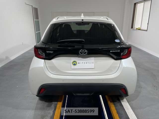Toyota YARIS 2020-03 290831-6