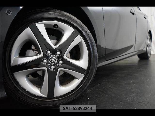 Toyota PRIUS 2019-06 351742-3