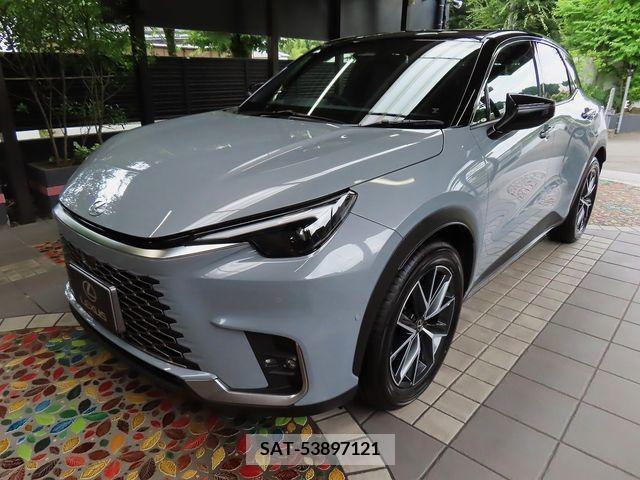 Lexus LBX 2024-06 354323-7