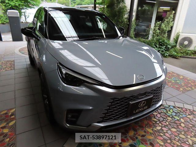 Lexus LBX 2024-06 354323-5