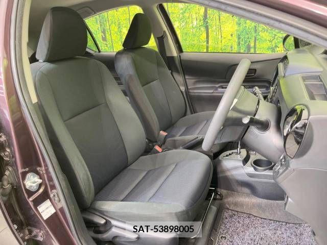 Toyota AQUA 2016-02 325929-8