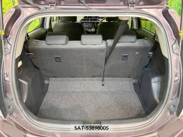 Toyota AQUA 2016-02 325929-10