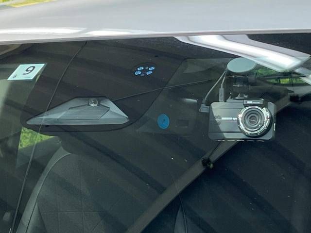 Honda VEZEL 2021-09 181924-2