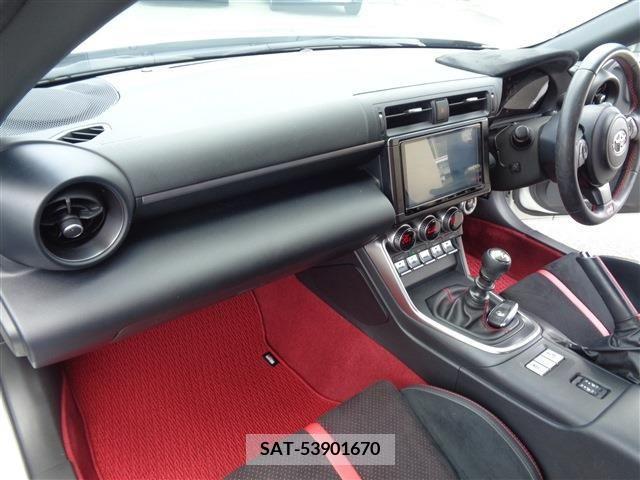 Toyota 86 2022-08 321284-22