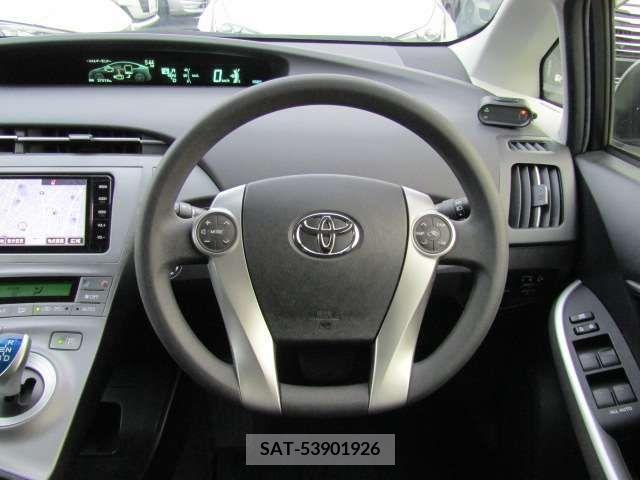Toyota PRIUS 2015-05 235418-15