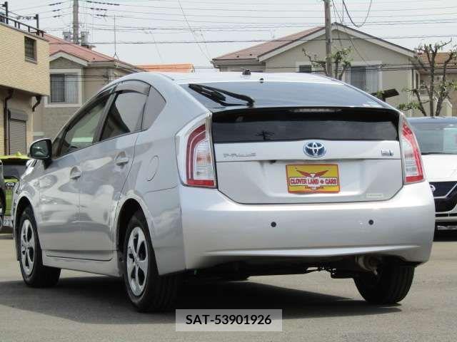 Toyota PRIUS 2015-05 235418-8