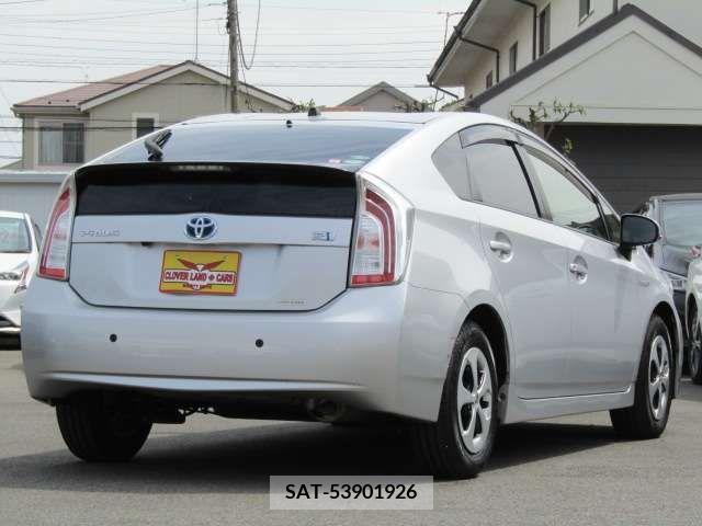 Toyota PRIUS 2015-05 235418-7