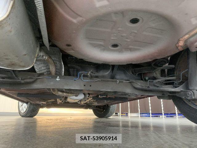 Nissan JUKE 2012-03 374587-25