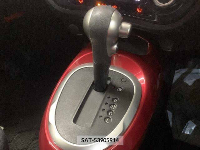 Nissan JUKE 2012-03 374587-19