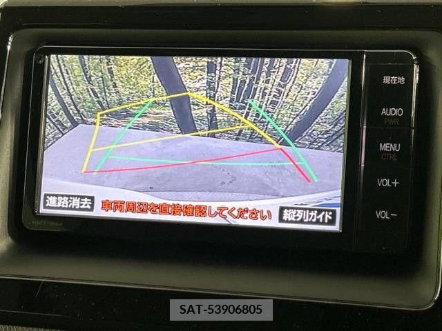 Toyota NOAH 2015-04 384356-4