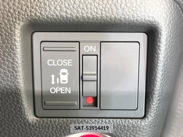 Honda N BOX CUSTOM 2022-08 210314-5