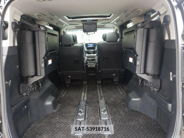 Toyota VELLFIRE 2018-11 383908-24
