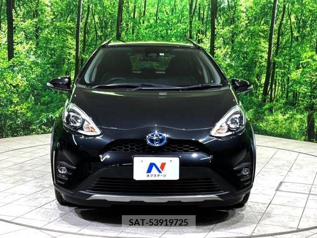 Toyota AQUA 2017-09 235464-16