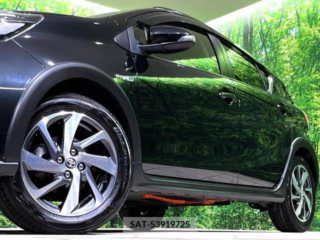 Toyota AQUA 2017-09 235464-13