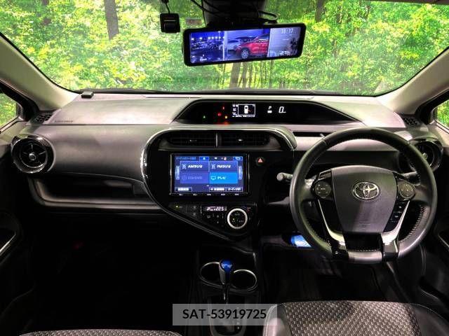 Toyota AQUA 2017-09 235464-1