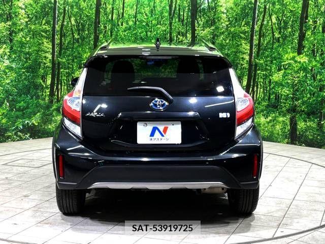 Toyota AQUA 2017-09 235464-17