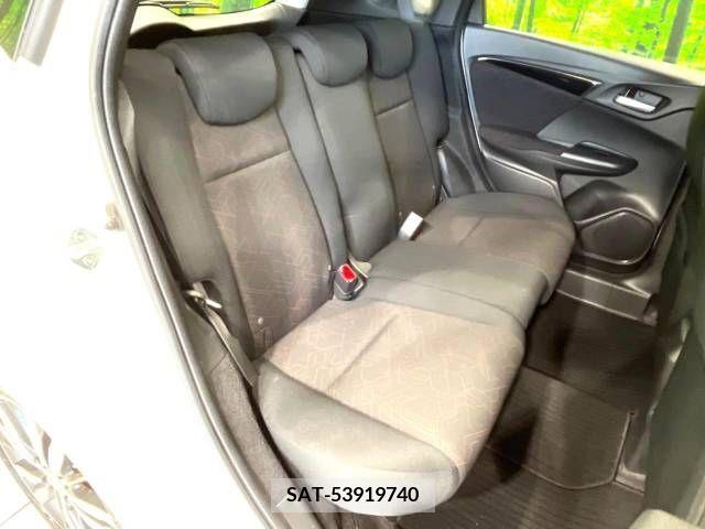Honda FIT HYBRID 2016-12 390863-9