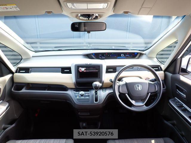 Honda FREED 2017-01 215214-1