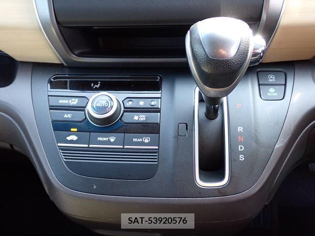 Honda FREED 2017-01 215214-8