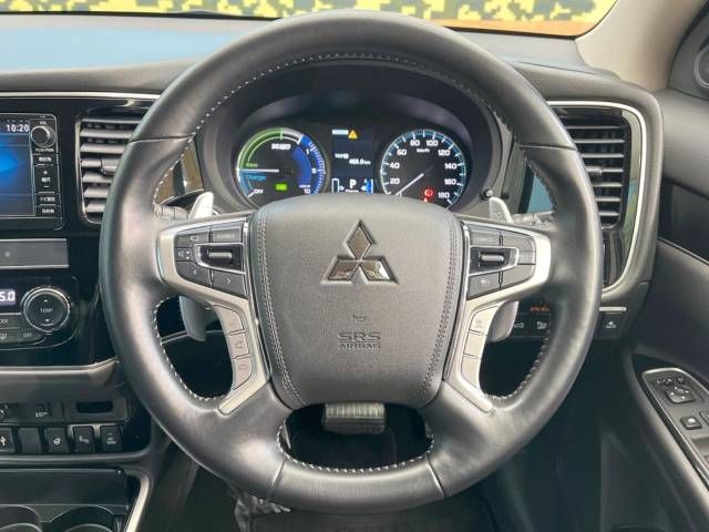 Mitsubishi OUTLANDER PHEV 2019-09 17938-11