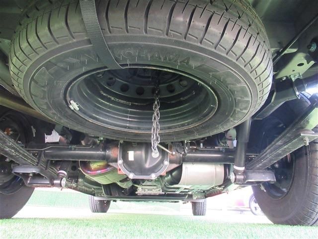 Nissan CARAVAN VAN 2022-11 183313-23