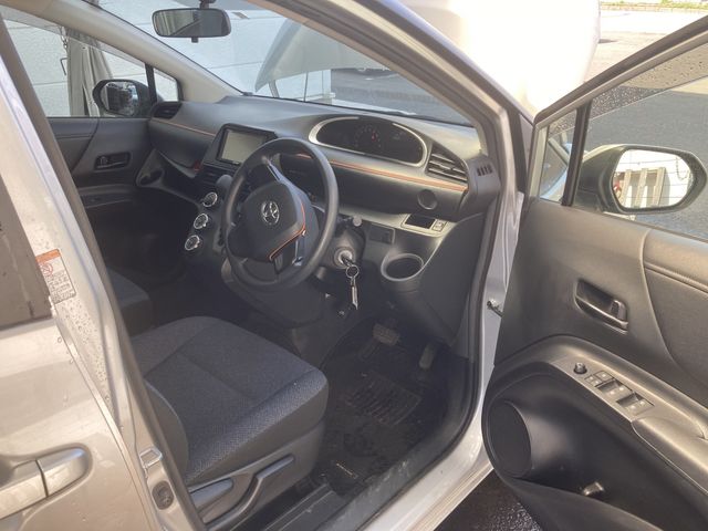 Toyota SIENTA 2016-12 3409-6