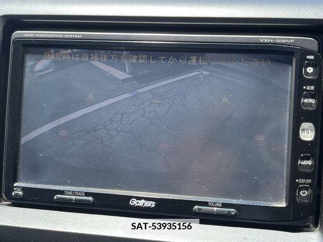 Honda e 2010-05 339028-10