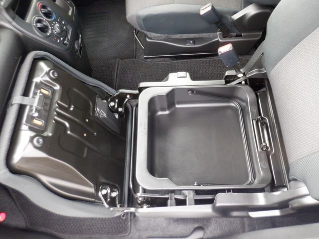 Suzuki SOLIO 2020-06 7448-11