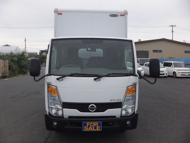 Nissan ATLAS 2015-12 5892-1